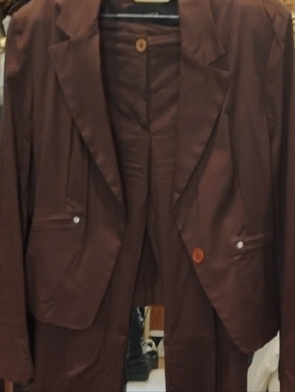 Women's Brown Tailored Suit. Waist Defining Blazer & Straight Leg Pants 4